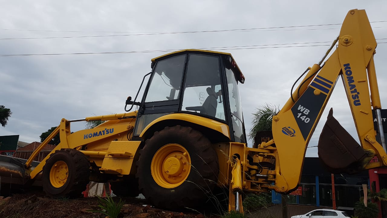 PALA Y RETROEXCAVADORA KOMATSU